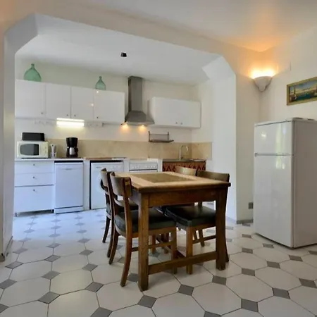 Apartment Les De La Madrague